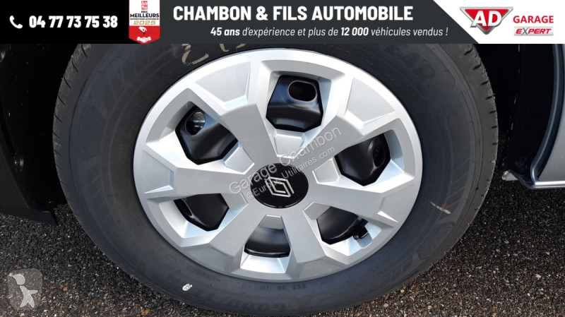 عربة نفعية Renault CABINE APPROFONDIE L2H1 3T...
