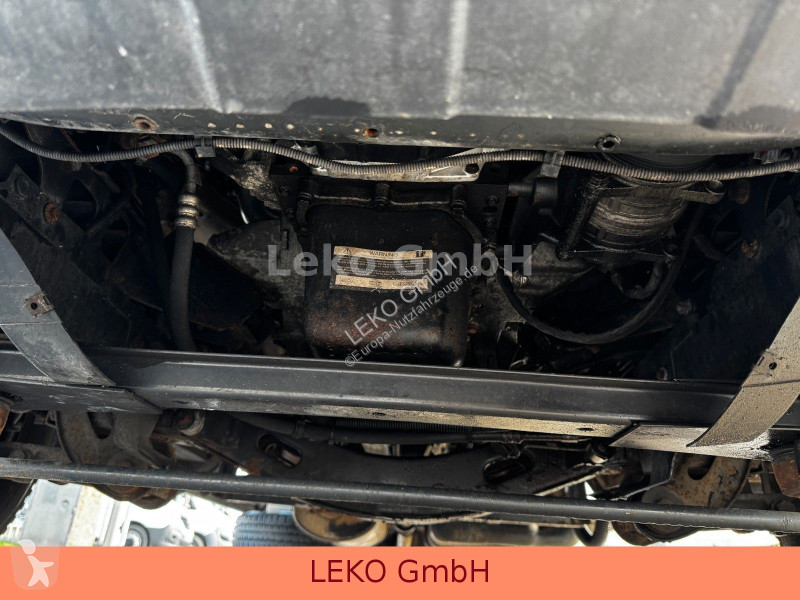 Samochód dostawczy Iveco 35C13 Mit Relec Froid...