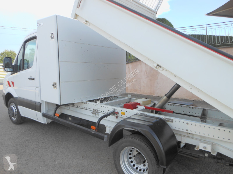 Véhicule utilitaire Mercedes Benne 514 CDI 37...