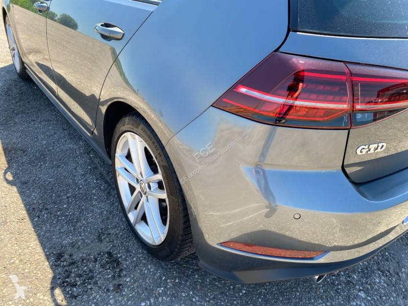 عربة نفعية Volkswagen