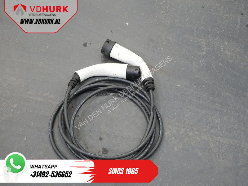 عربة نفعية Ford 2.5 PHEV 225 pk ST-Line X NL...