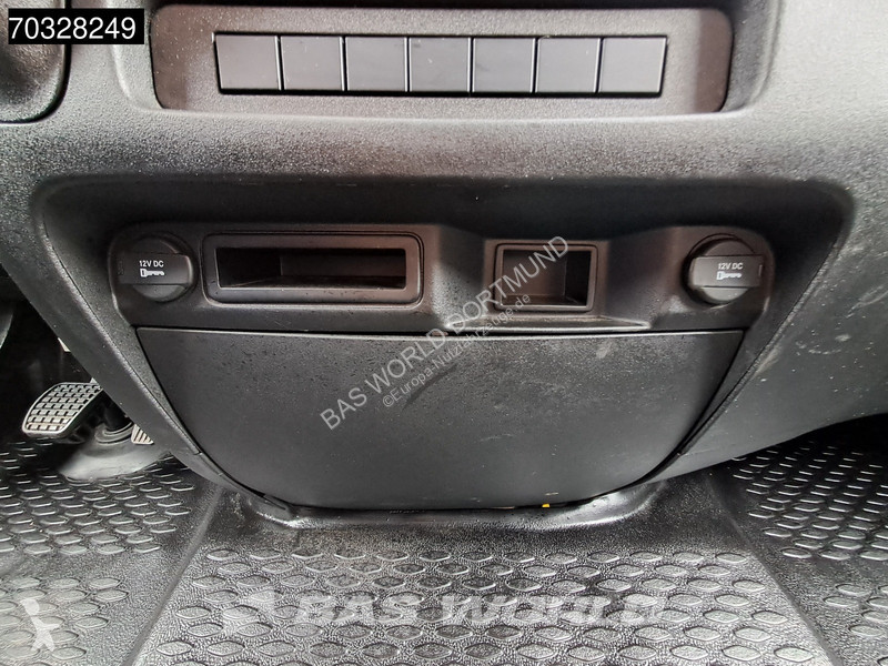 Véhicule utilitaire Iveco 35C16 3.0L...