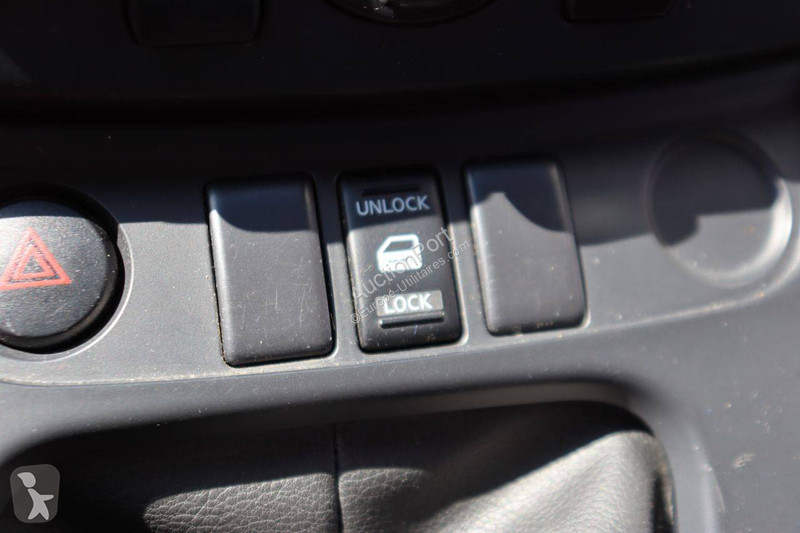 Furgoneta Nissan