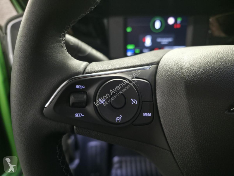 Samochód dostawczy Opel MOKKA Mokka-e - 136  GS