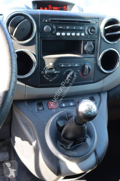 Véhicule utilitaire Peugeot