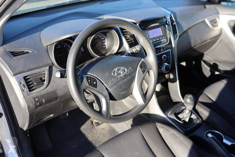 Samochód dostawczy Hyundai i30