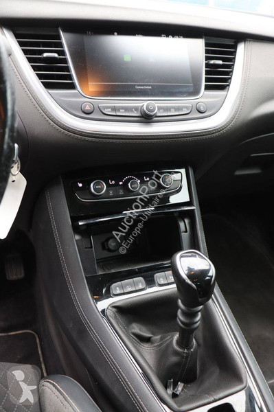 Véhicule utilitaire Opel