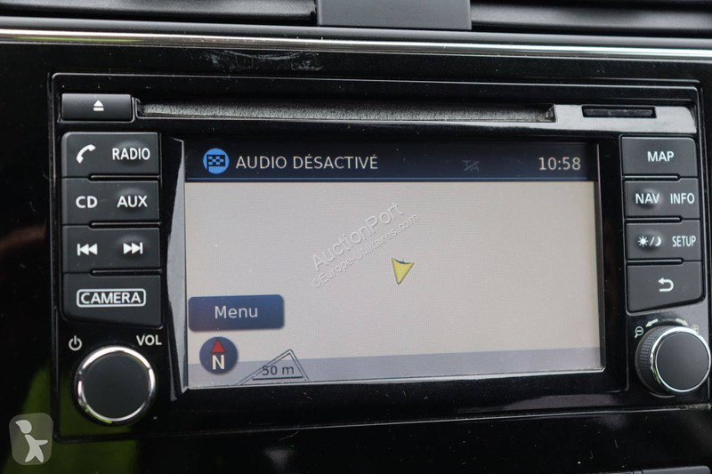 Véhicule utilitaire Nissan