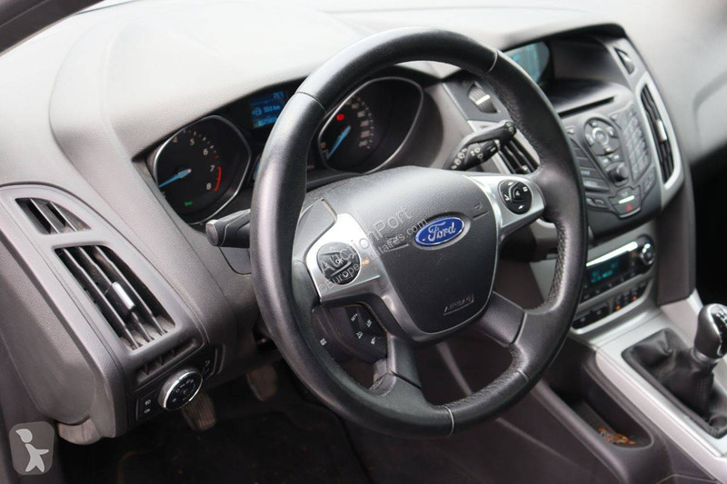 Véhicule utilitaire Ford