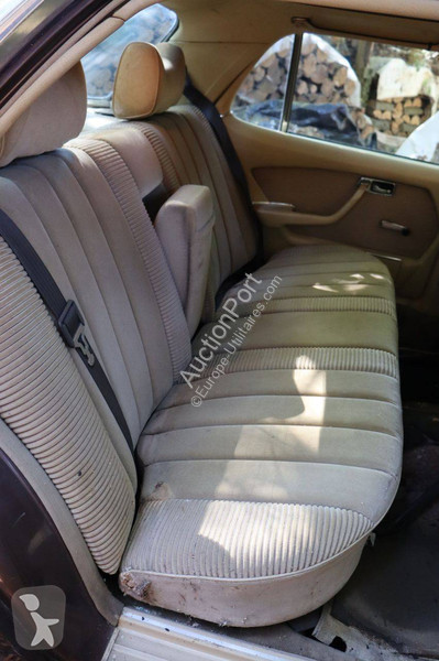 Véhicule utilitaire Mercedes SEL