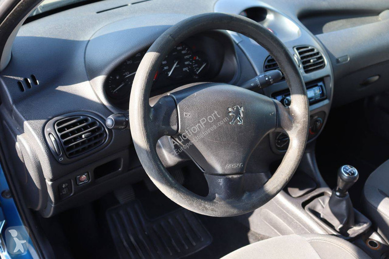 Véhicule utilitaire Peugeot