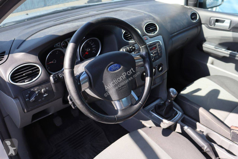 Véhicule utilitaire Ford