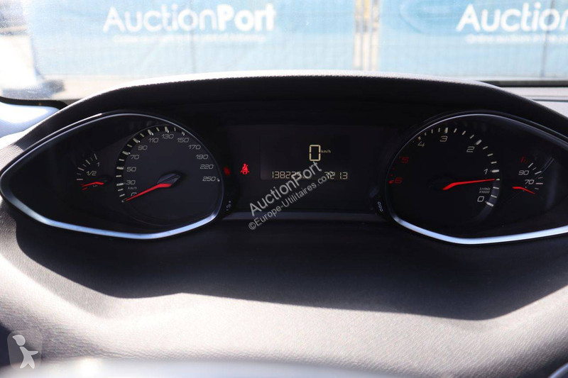 Véhicule utilitaire Peugeot