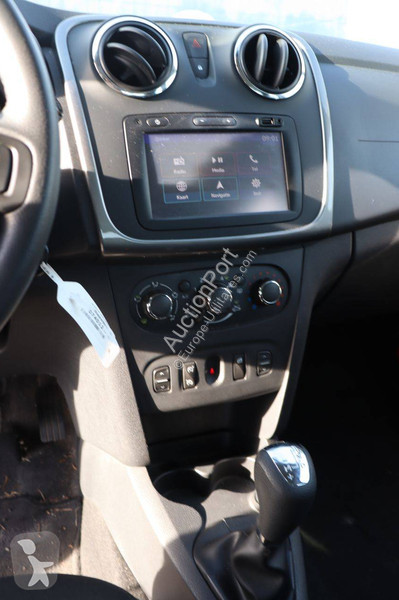 Véhicule utilitaire Dacia