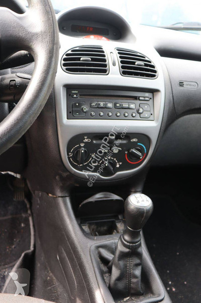 Véhicule utilitaire Peugeot