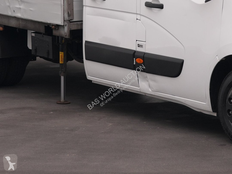 Véhicule utilitaire Opel 145PK