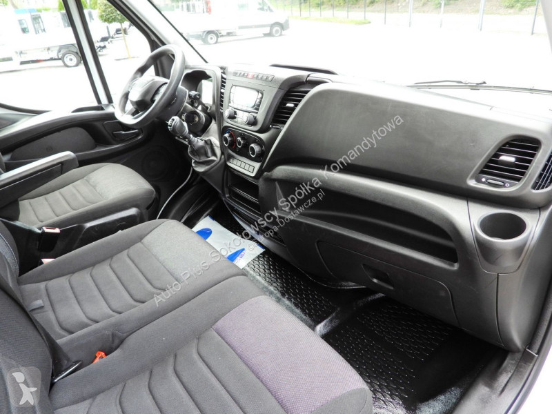Лекотоварен автомобил Iveco 35C14 DAILY