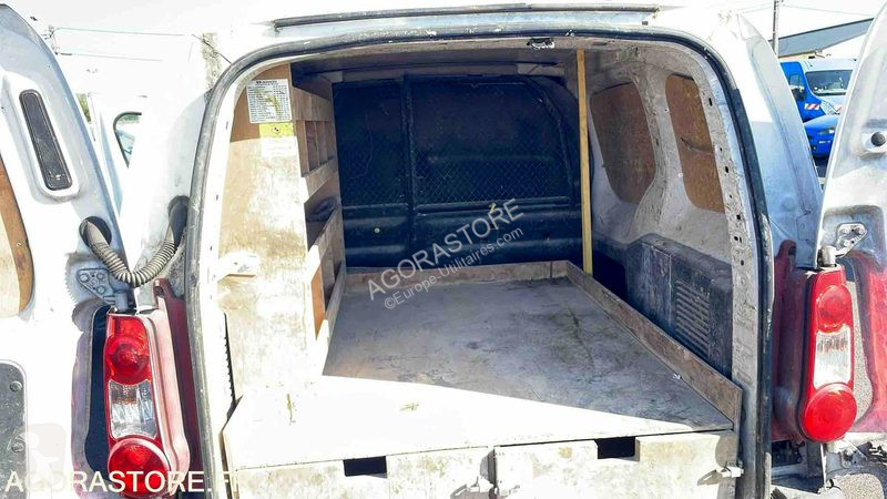 Veículo utilitário Citroën BERLINGO