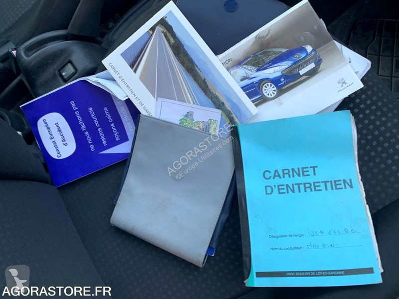 Véhicule utilitaire Peugeot 206