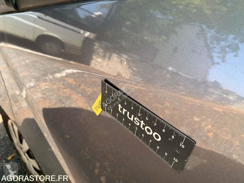 Véhicule utilitaire Renault TRAFIC