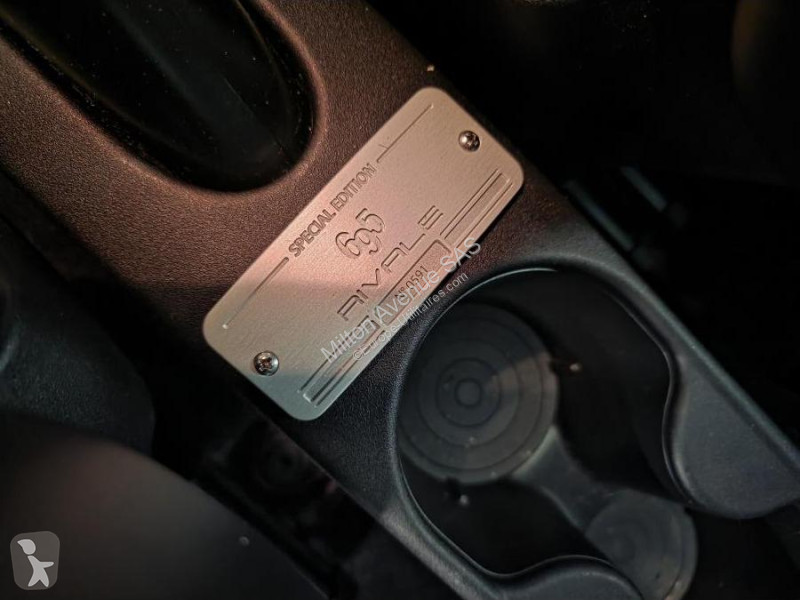 Véhicule utilitaire Abarth