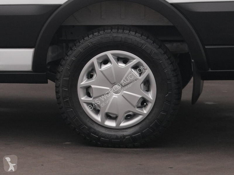 Véhicule utilitaire Ford e 184pk E-