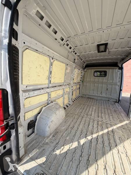 Furgoneta Fiat 2.2L 140 CV