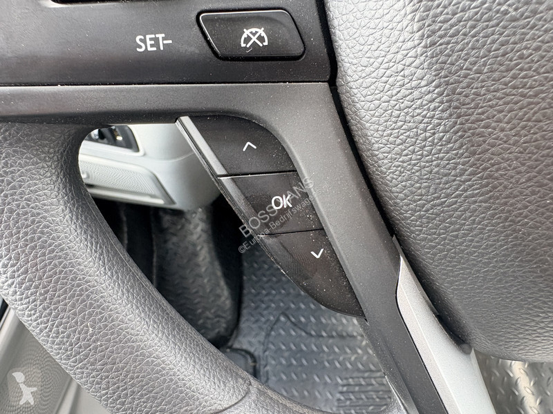 Véhicule utilitaire Maxus e 9 89kWh 204PK e 9