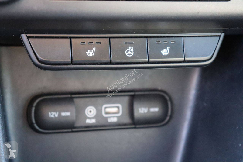 Véhicule utilitaire KIA