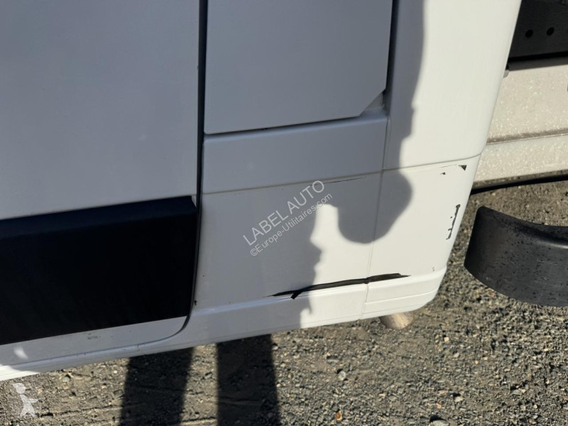 Fiat DUCATO CAISSE 20M3 + HAYON 3T5 MAXI 2.2...