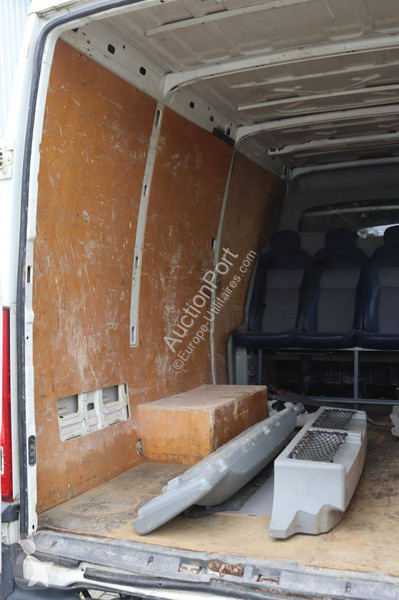 Bedrijfswagen Iveco 35C13