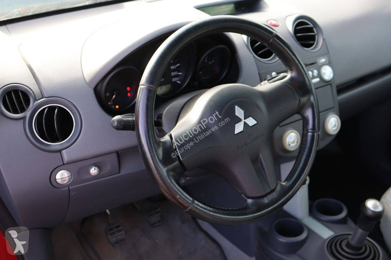 Furgoneta Mitsubishi