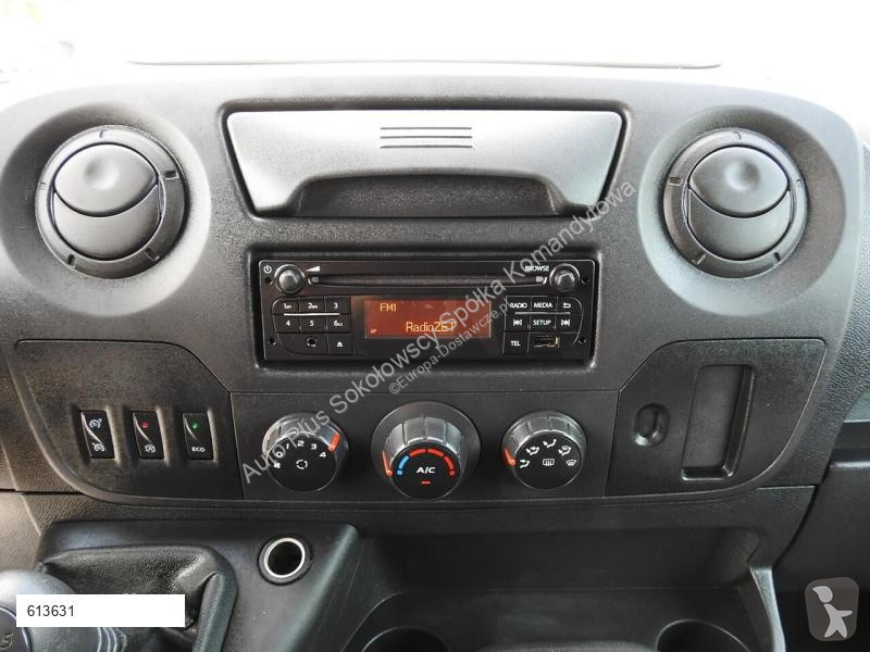 Autoutilitară Renault MASTER PLANDEKA 8 PALET...