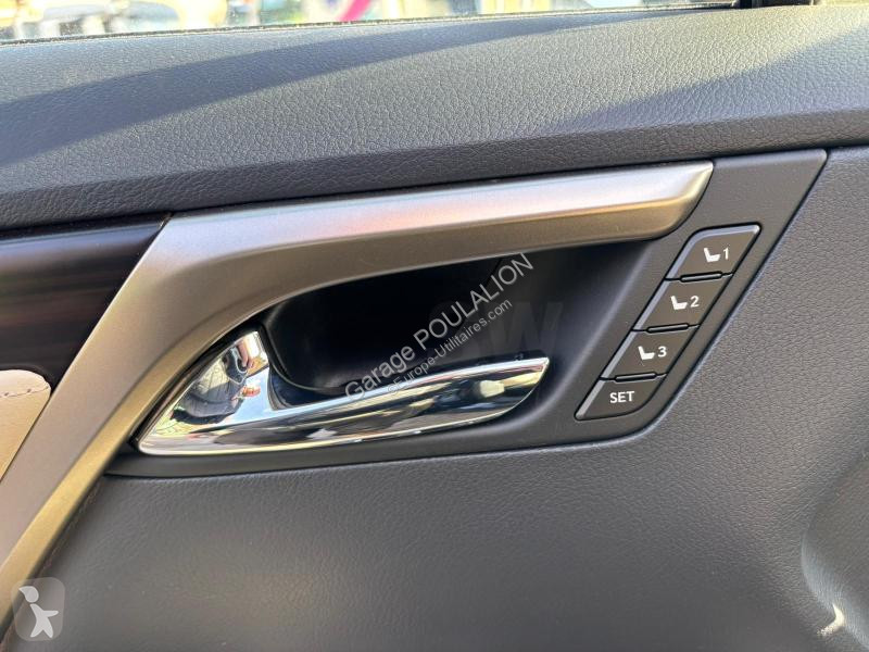 Samochód dostawczy Lexus 450H EXECUTIVE