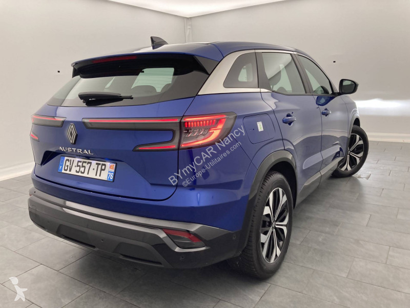 Veicolo commerciale Renault Austral mild hybrid...