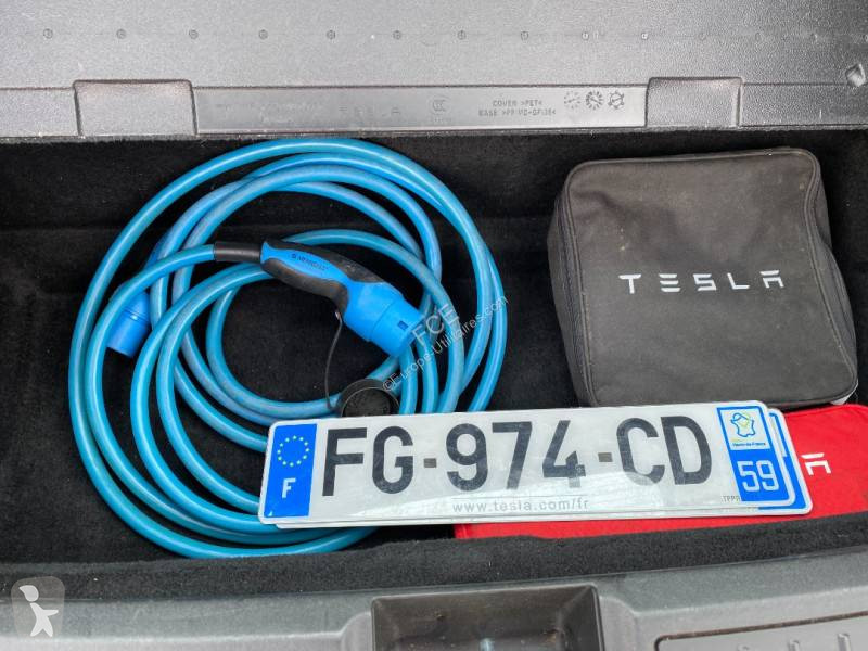 Véhicule utilitaire Tesla