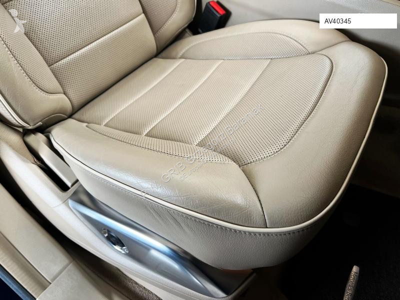 Véhicule utilitaire Mercedes GL 350 BlueTec...