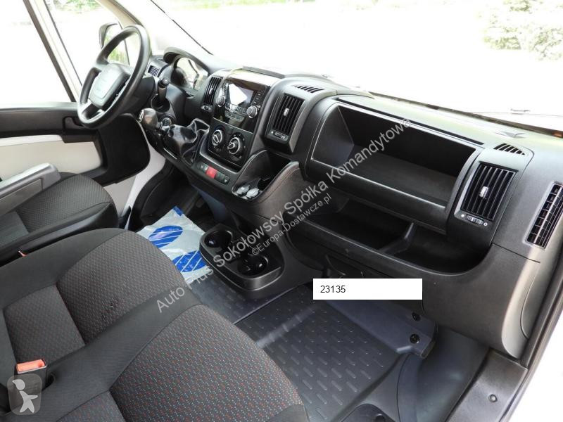 Autoutilitară Peugeot BOXER  FURGON CHŁODNIA...