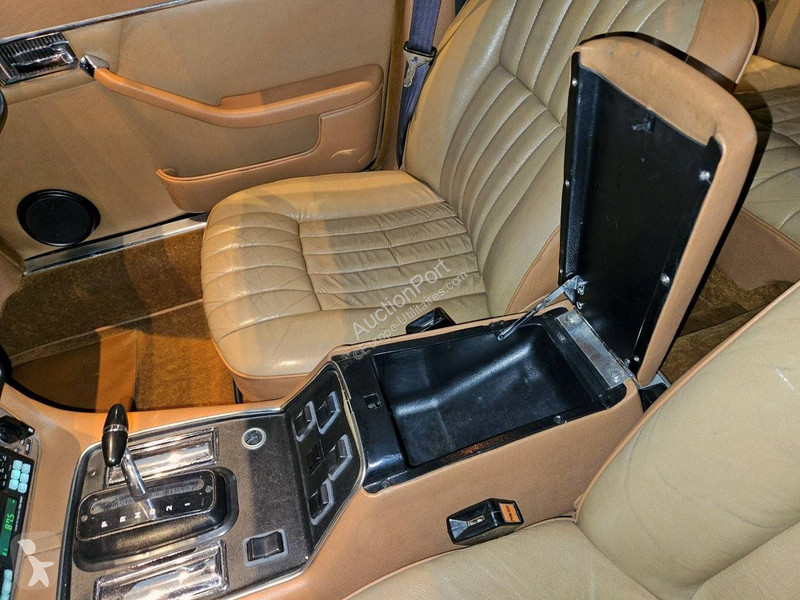 Véhicule utilitaire Jaguar (series II) 4.2...