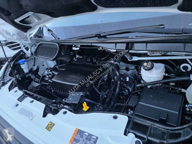 Samochód dostawczy Ford