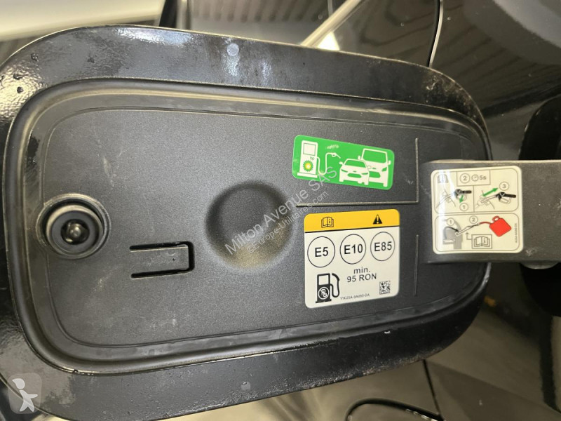 عربة نفعية Ford KUGA 2.5 Duratec Flexifuel -...