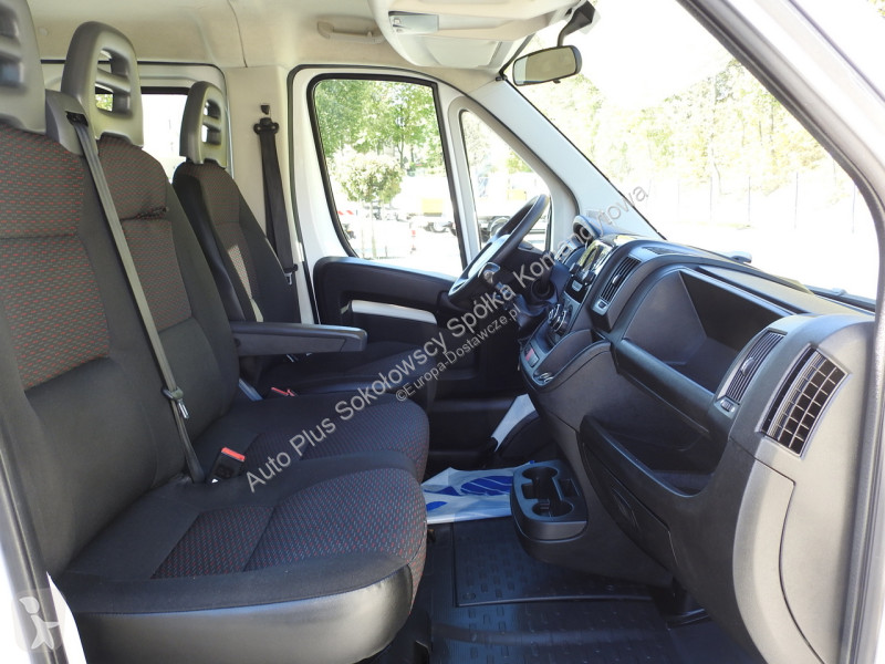 Samochód dostawczy Peugeot  BOXER