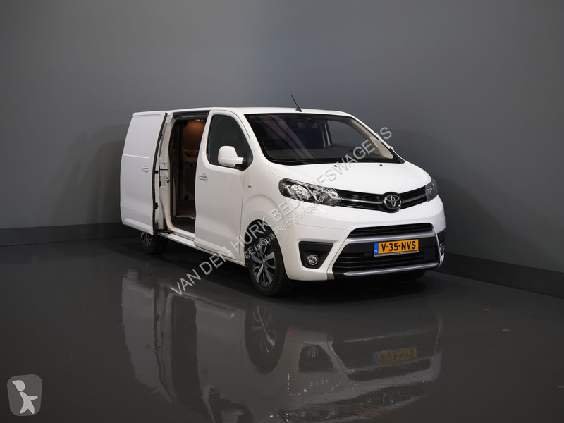 Furgoneta Toyota 2.0 Aut. L3 Adapt.Cruise/...