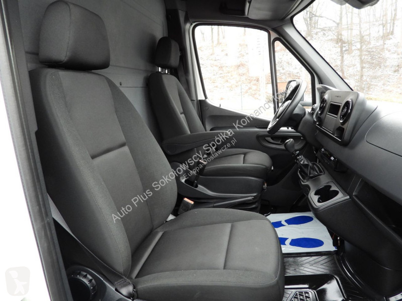 عربة نفعية Mercedes 23RANSIT