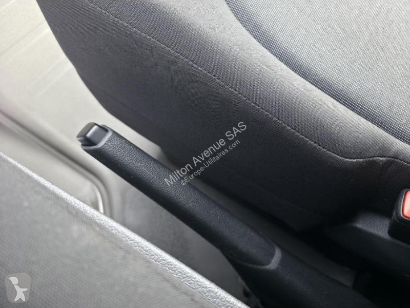 عربة نفعية Volkswagen CRAFTER 30 L3H3 2.0 TDI -...