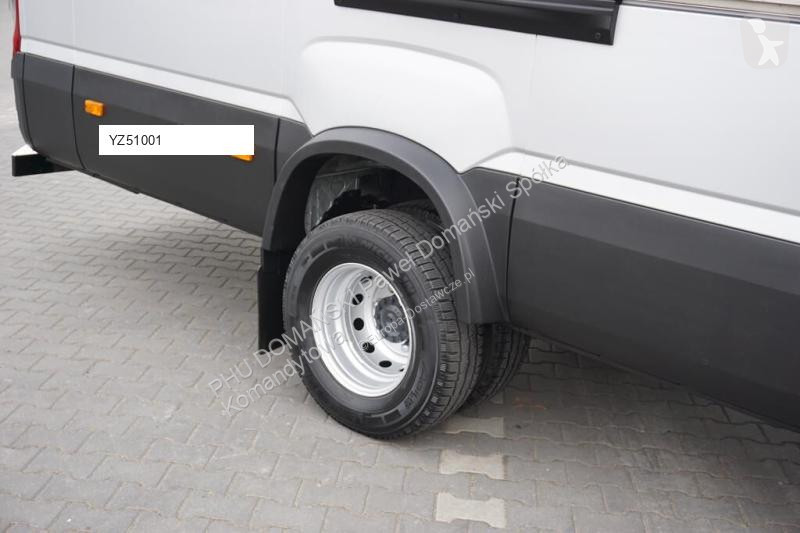 Samochód dostawczy Iveco DAILY / 70C18 / 3,0 -...