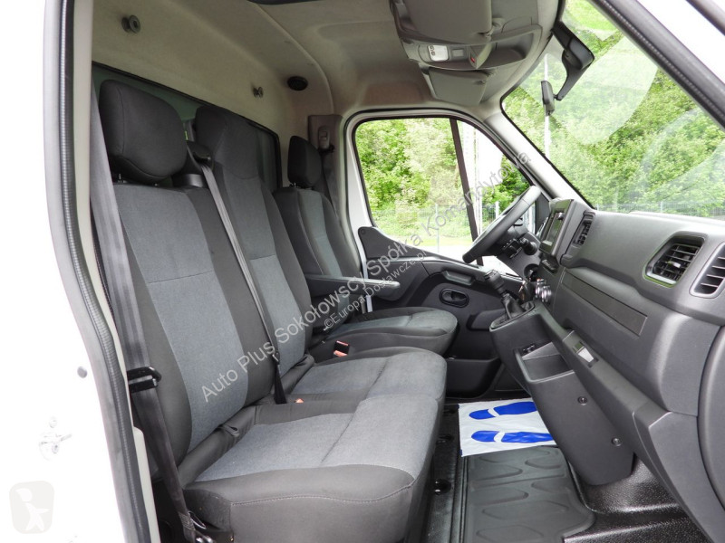 Коммерческий автомобиль Renault  MASTER