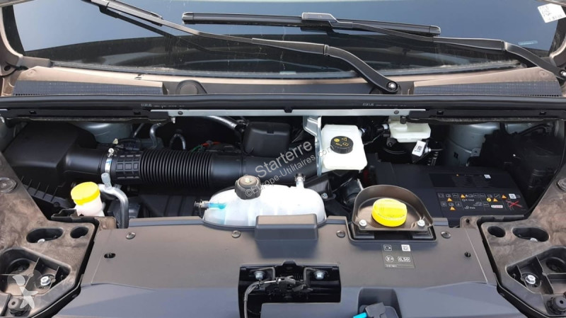 Véhicule utilitaire Renault  TRAFIC CABINE...