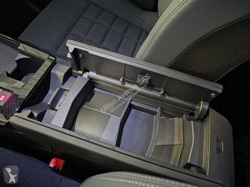 Véhicule utilitaire Citroën C5 AIRCROSS 1.2i...
