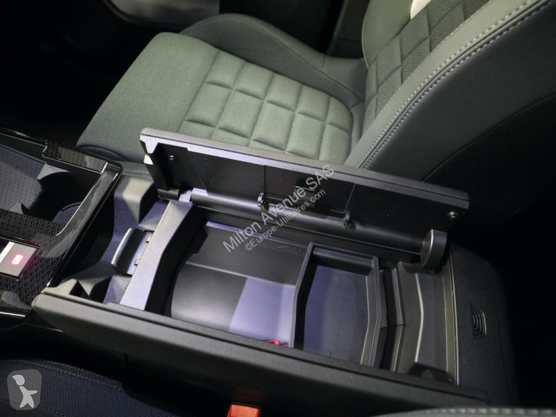 Véhicule utilitaire Citroën C5 AIRCROSS 1.2i...